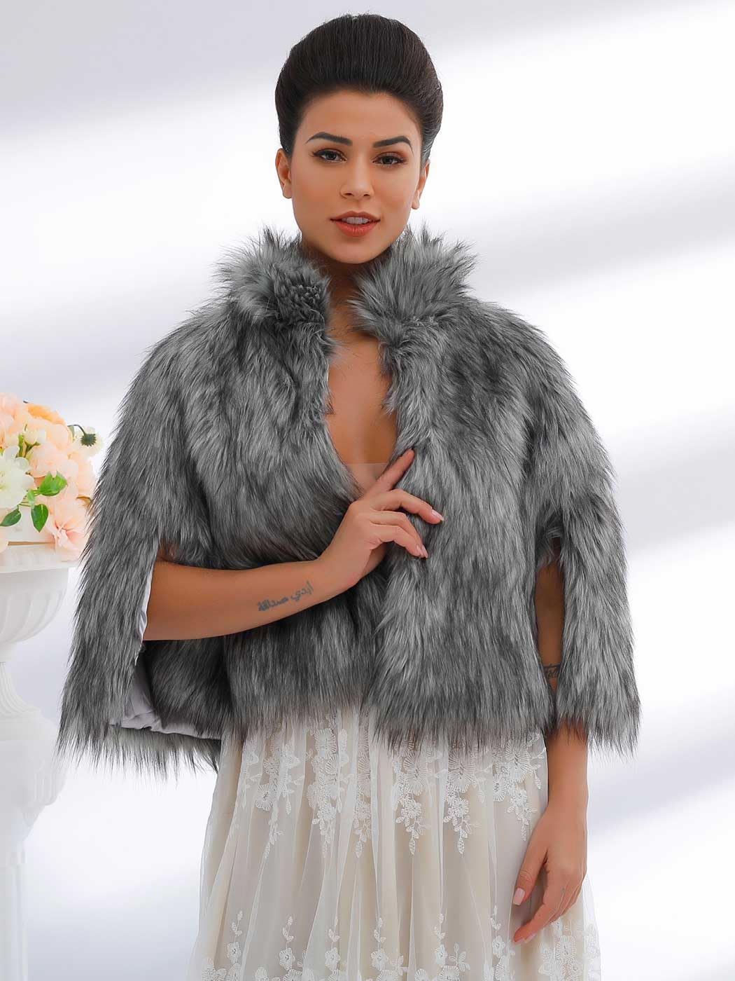 GORAIS Women's Faux Fur Cape and Wraps Bridal Fur Stole Wedding Shawls with Brooch for Bride and Bridesmaids - Image 7